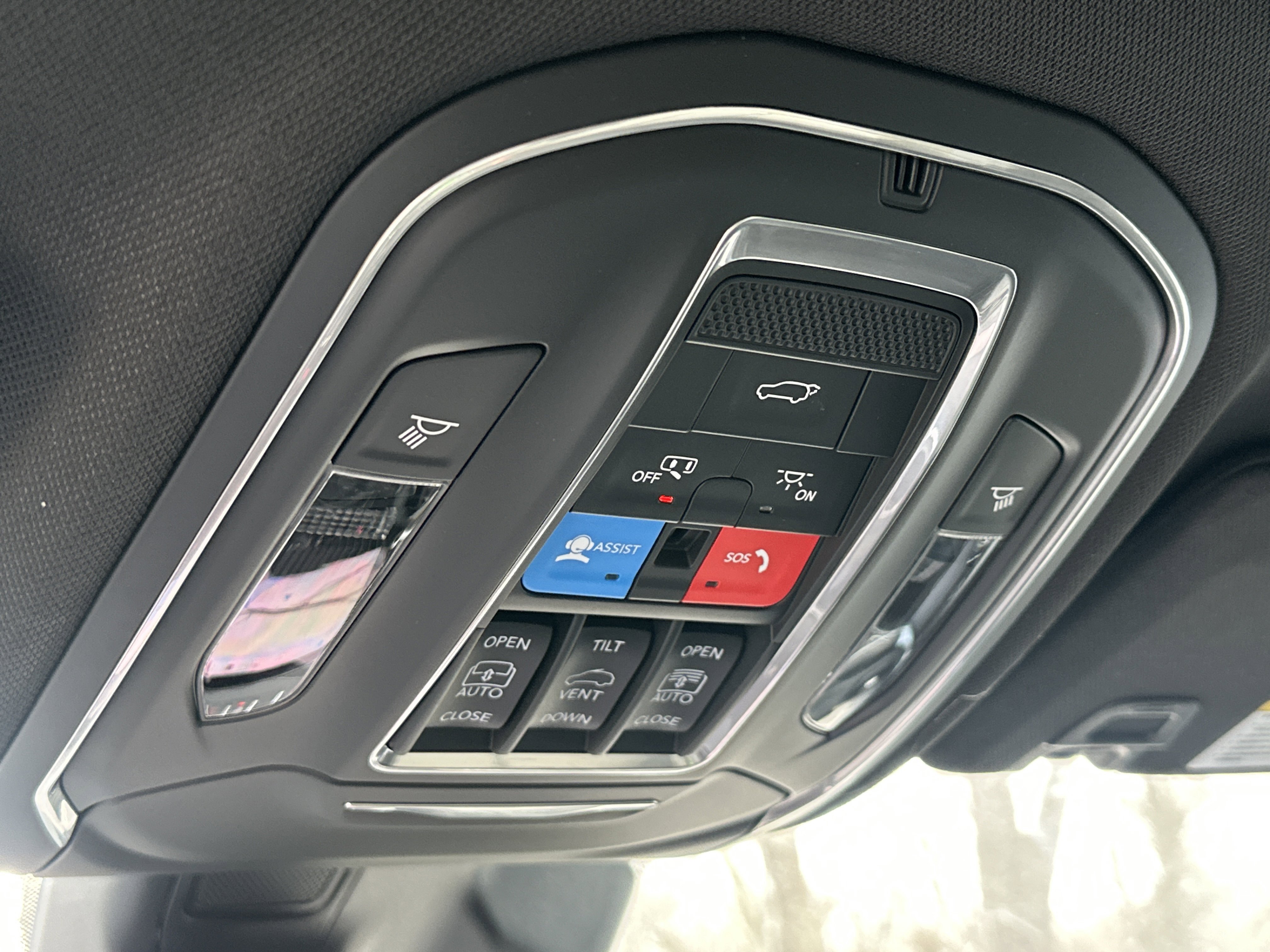 New 2026 Jeep Grand Cherokee Limited Reserve image 13