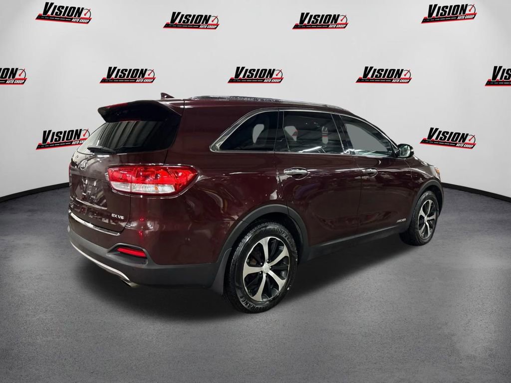 Used 2018 Kia Sorento EX w/ EX Advanced Touring Package image 5