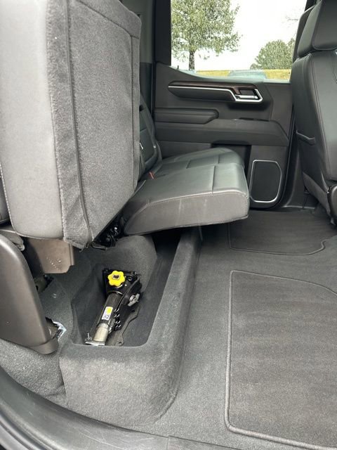 Used 2025 GMC Sierra 1500 SLT image 45