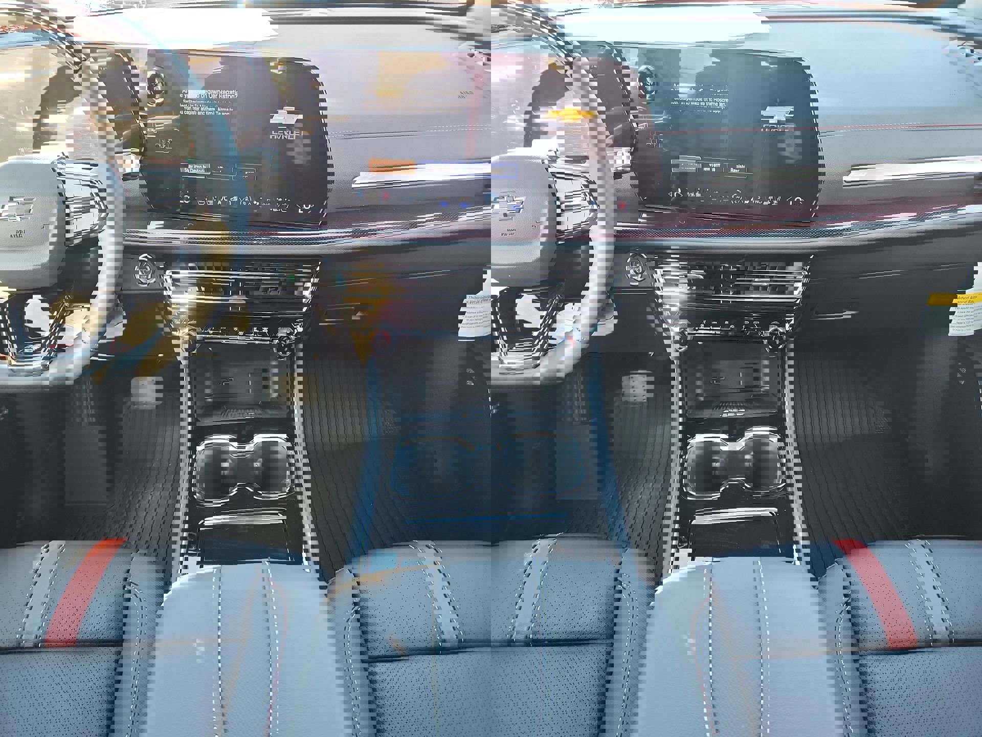 New 2026 Chevrolet Traverse RS image 14