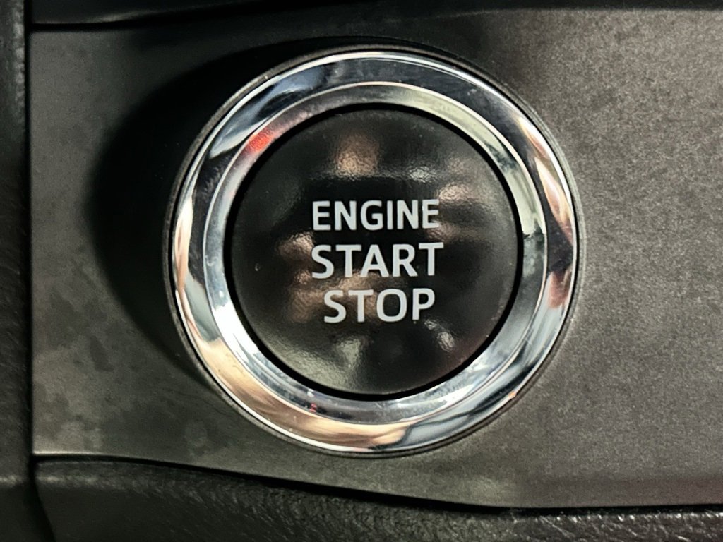 Used 2016 Toyota Tacoma TRD Sport image 16