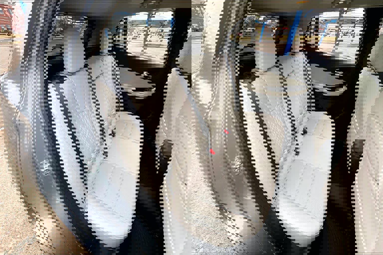 Used 2025 Buick Encore GX Avenir w/ Avenir Technology Package image 20