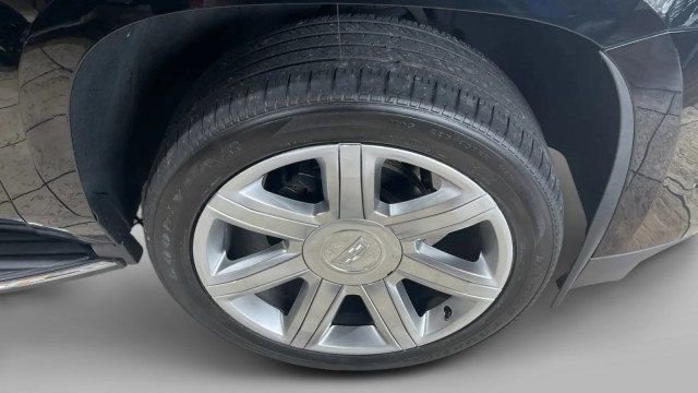 Used 2019 Cadillac Escalade Luxury image 22