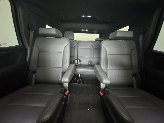Used 2025 Chevrolet Tahoe Z71 w/ Z71 Off-Road Package AWD/4WD image 7