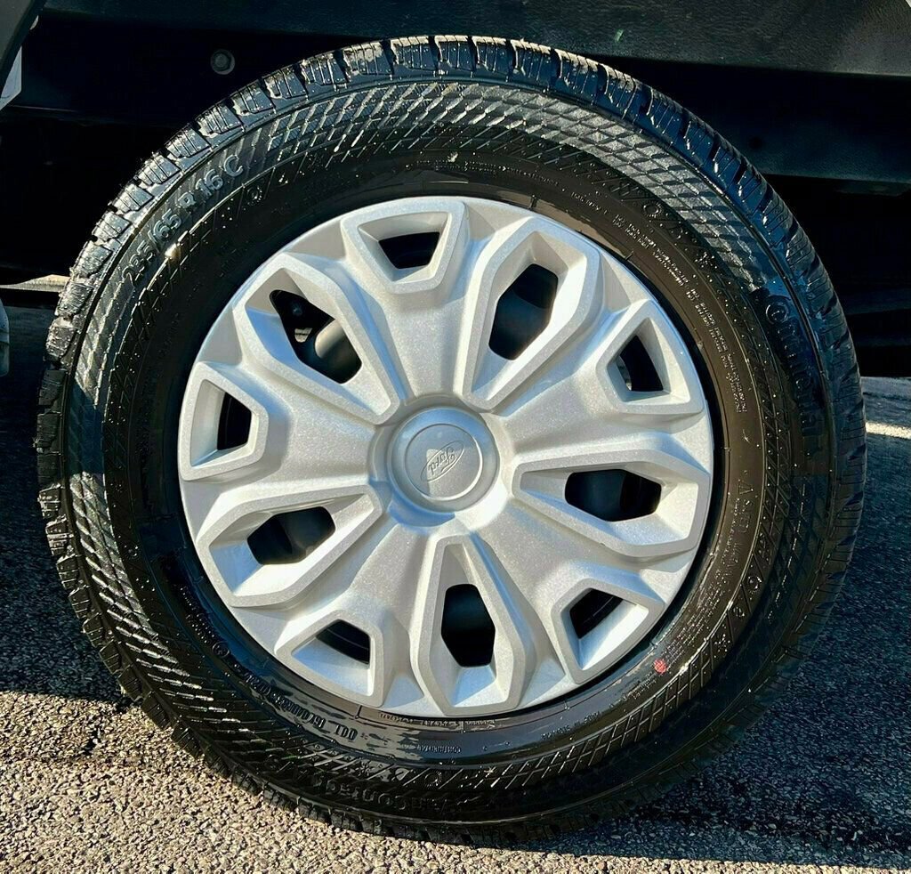 Used 2024 Ford Transit 250 Low Roof w/ Exterior Upgrade Package image 21