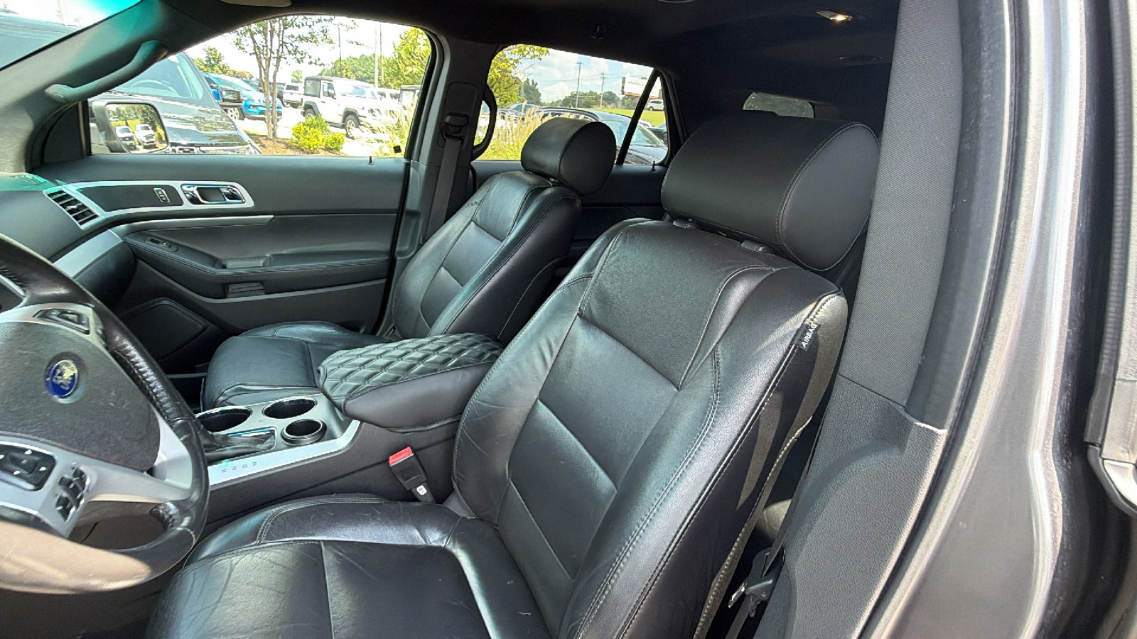 Used 2013 Ford Explorer XLT FWD image 17