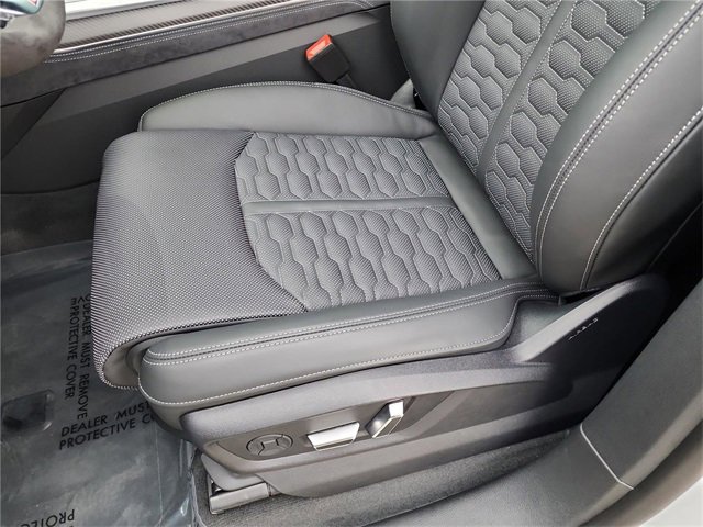 New 2026 Audi RS Q8 performance image 23