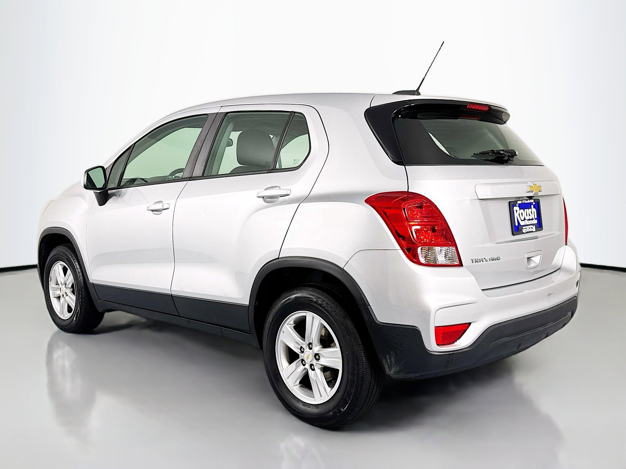 Used 2018 Chevrolet Trax LS image 7