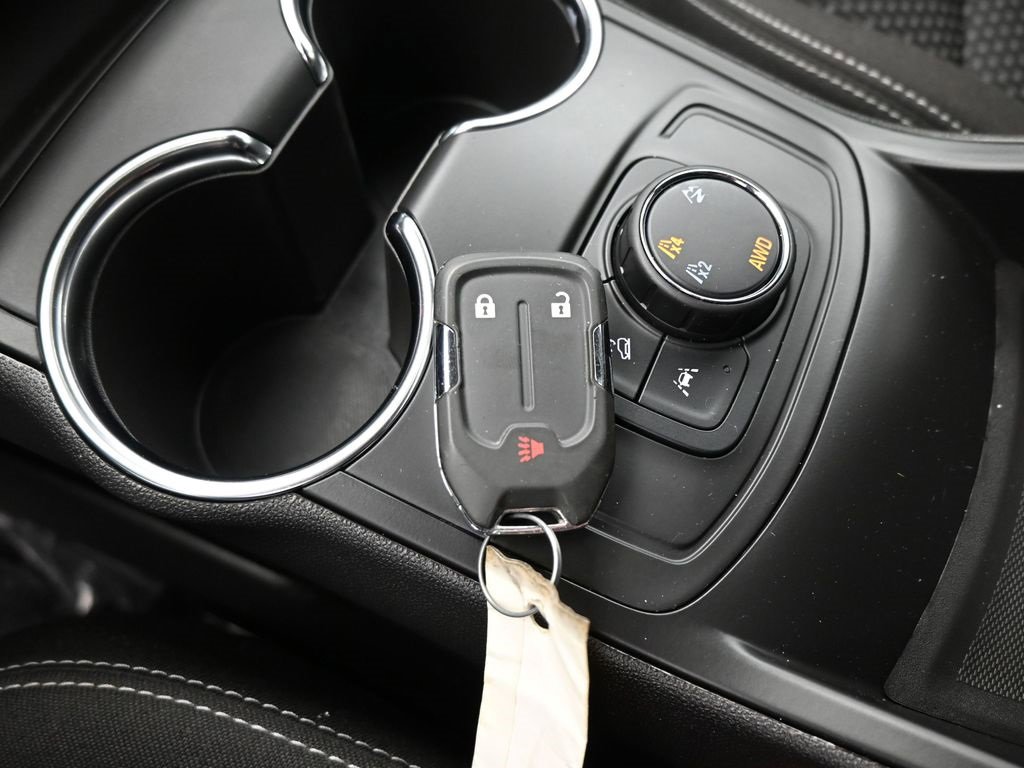 Certified 2024 GMC Terrain SLE image 15