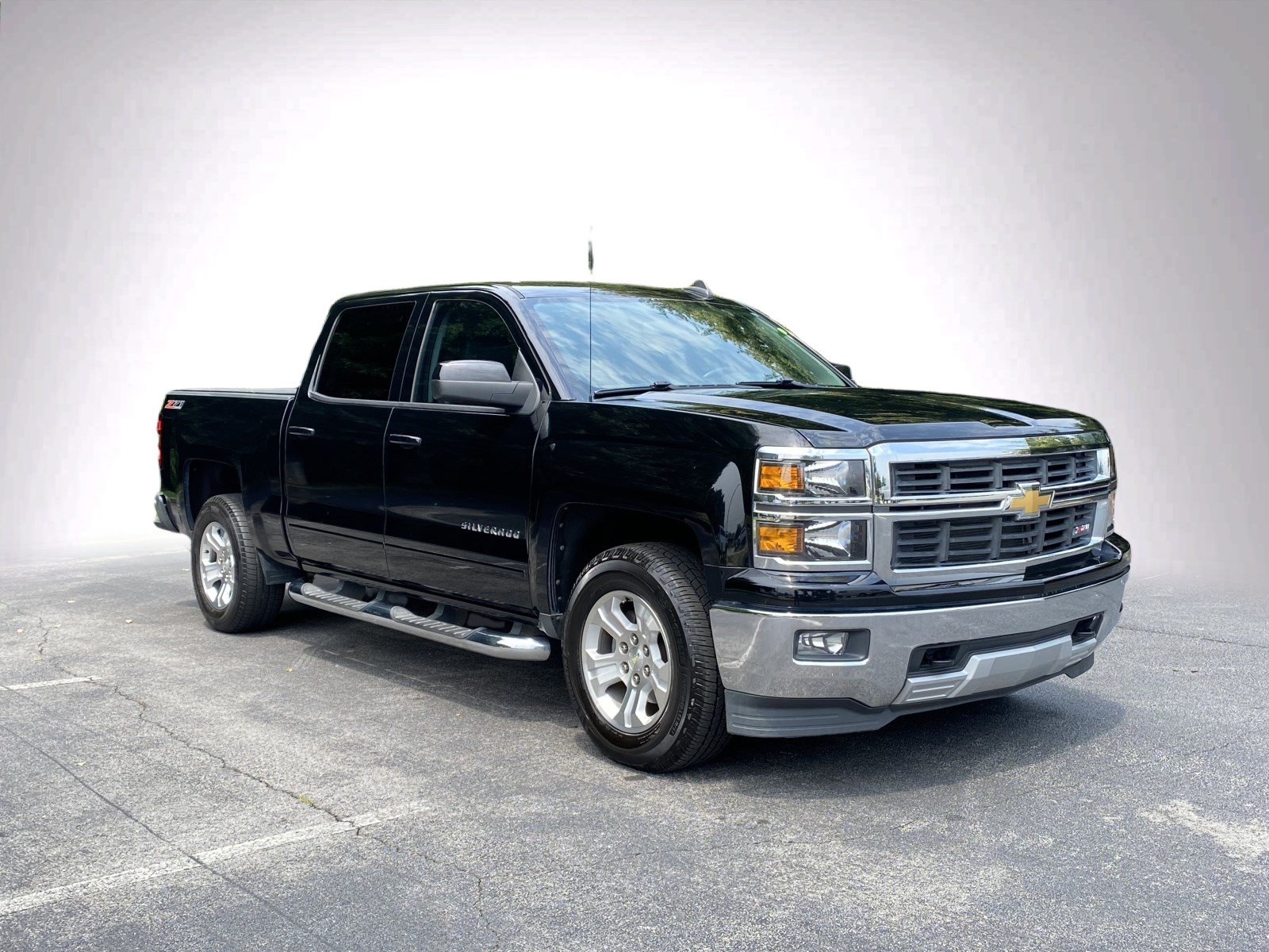 Used 2015 Chevrolet Silverado 1500 LT w/ All Star Edition AWD/4WD image 2