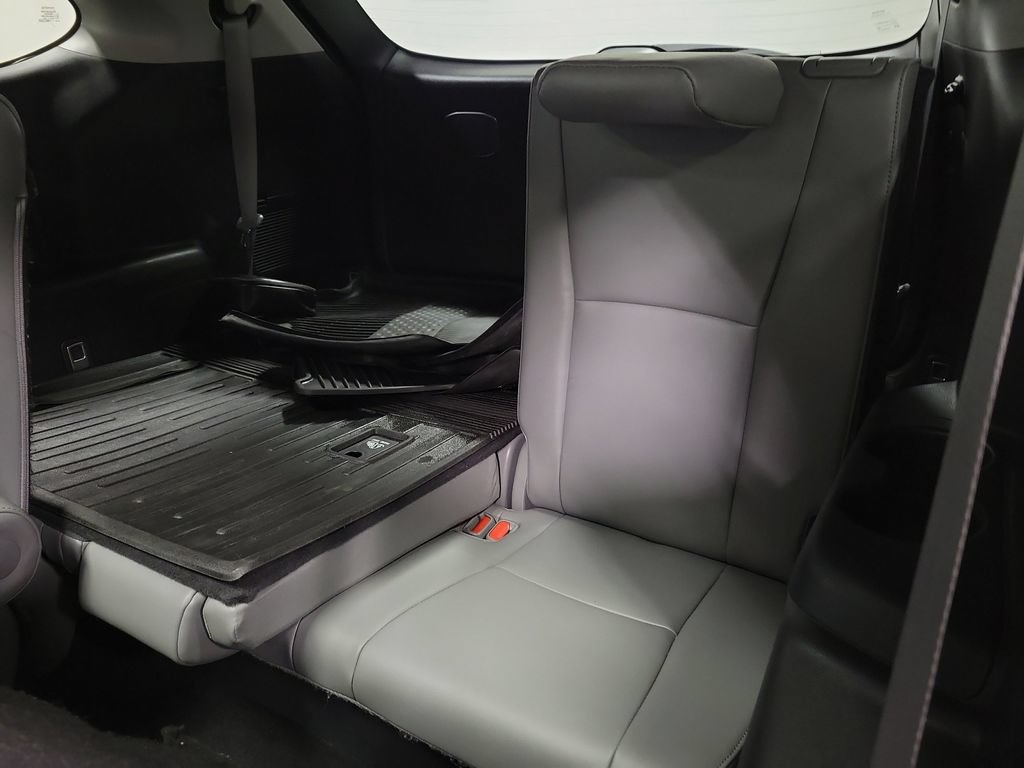 Used 2022 Toyota Highlander Platinum AWD/4WD image 31