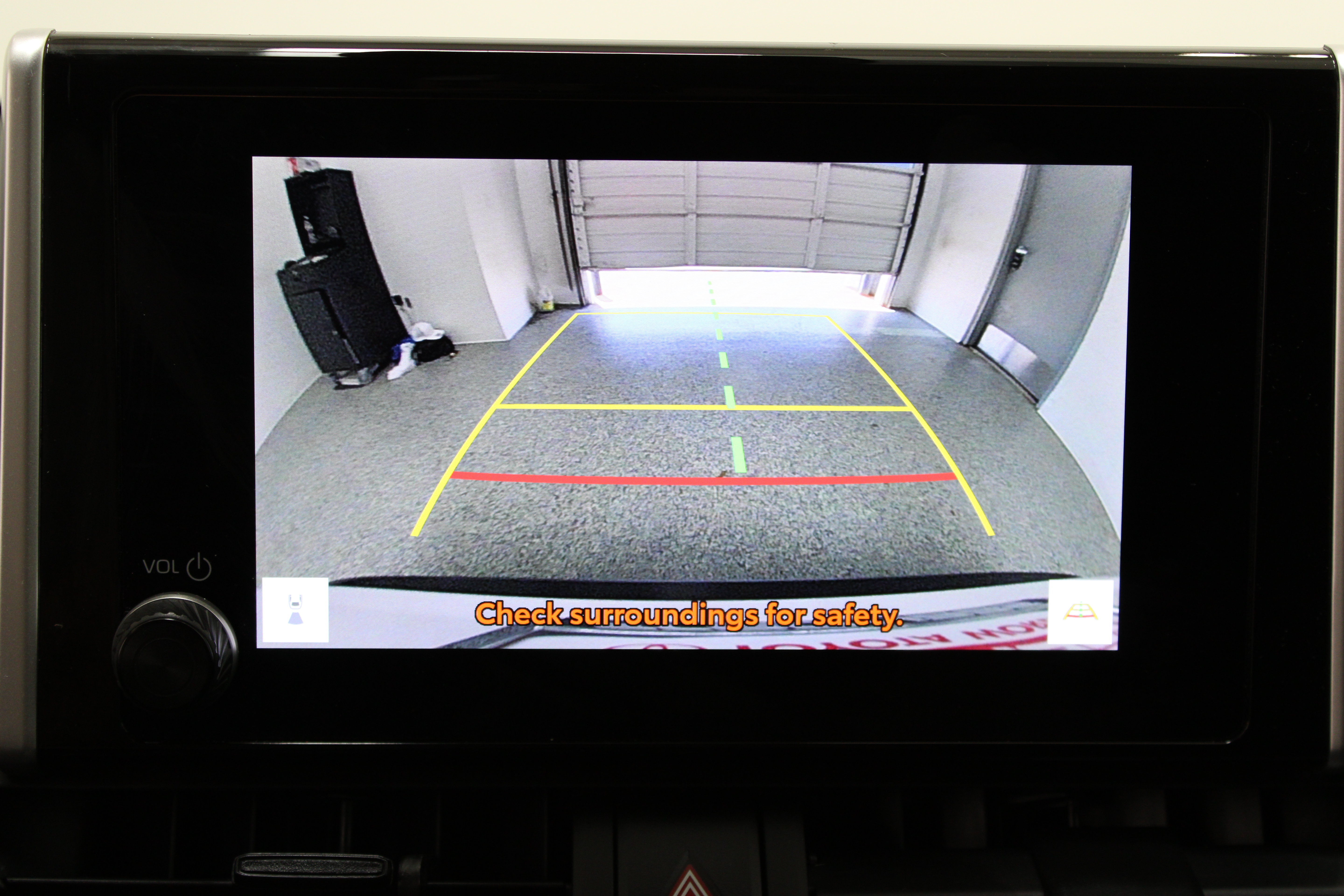 Used 2025 Toyota RAV4 XLE w/ Convenience Package FWD image 21