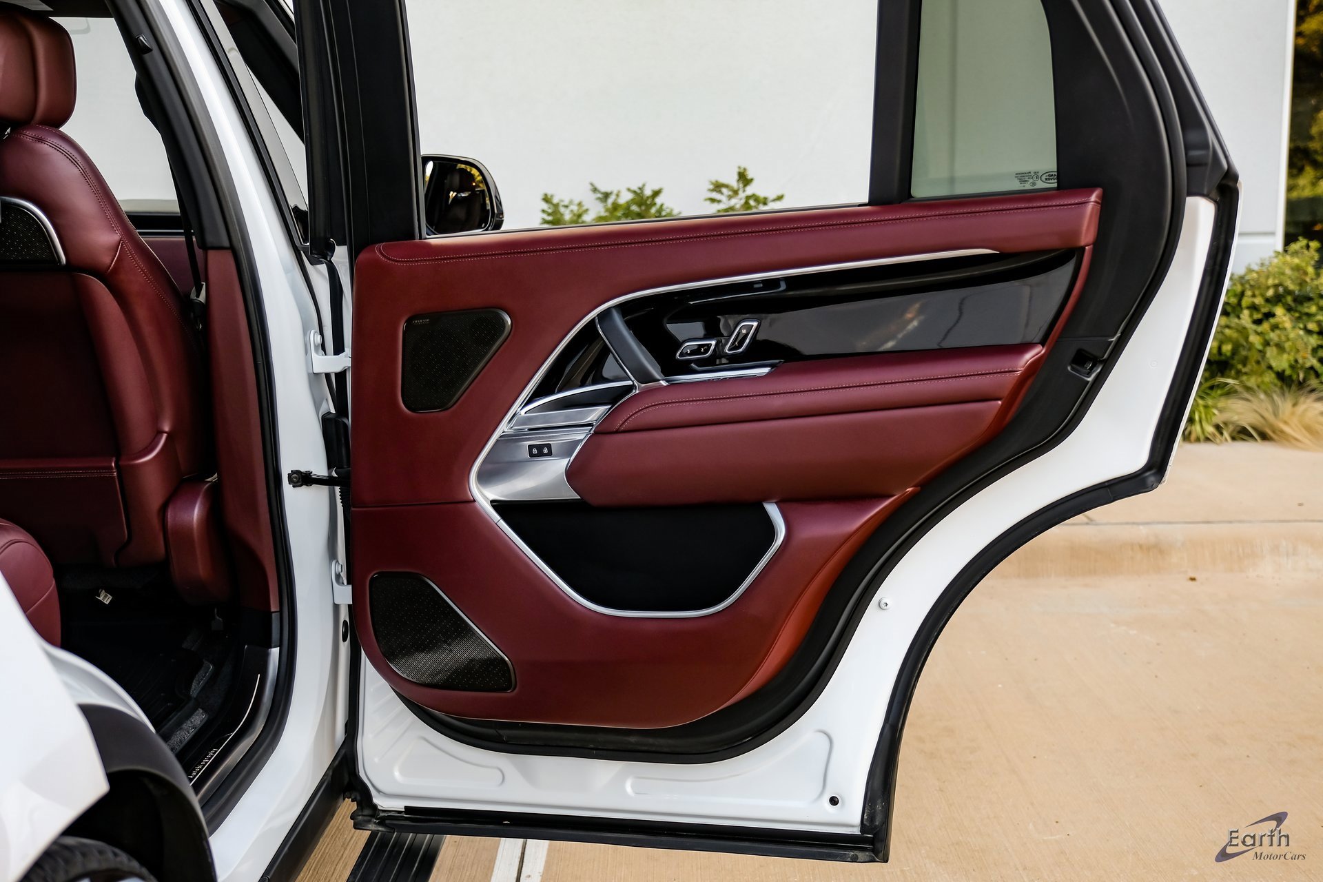 Used 2023 Land Rover Range Rover Long Wheelbase Autobiography image 89