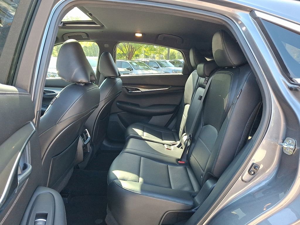 Used 2023 INFINITI QX55 Luxe w/ Cargo Package image 11