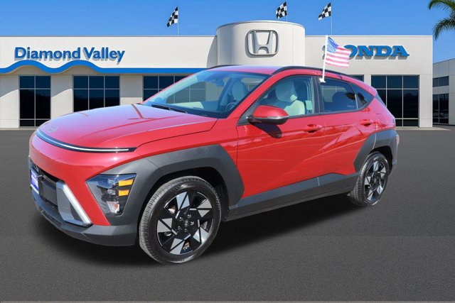 Used 2025 Hyundai Kona SEL image 3