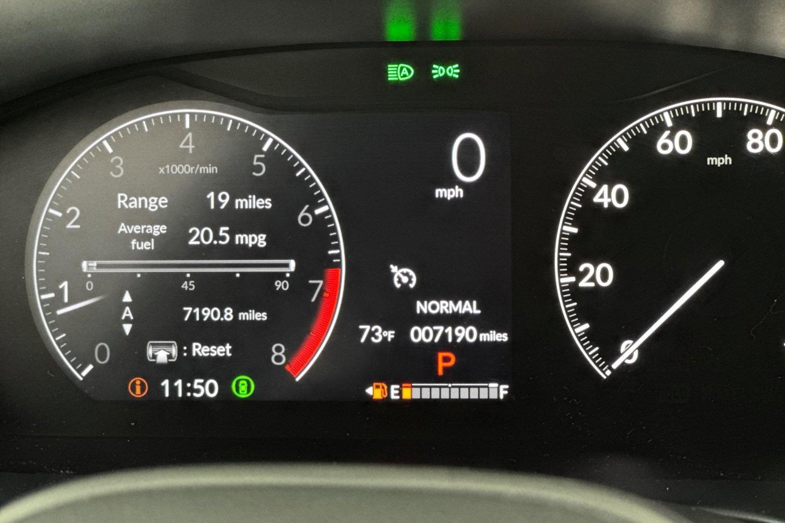 Certified 2025 Honda HR-V LX image 18