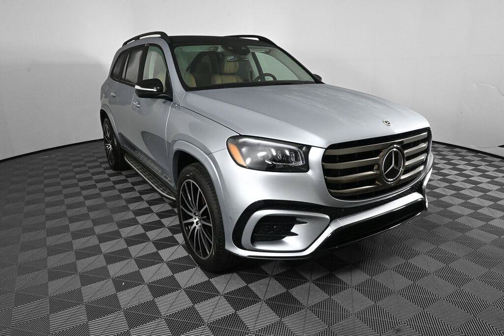 Certified 2026 Mercedes-Benz GLS 450 4MATIC image 25