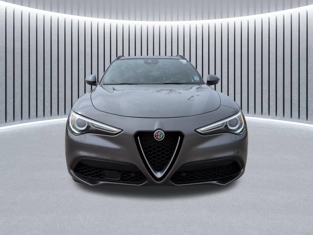 Used 2023 Alfa Romeo Stelvio Ti w/ Active Assist Plus Package AWD/4WD image 19
