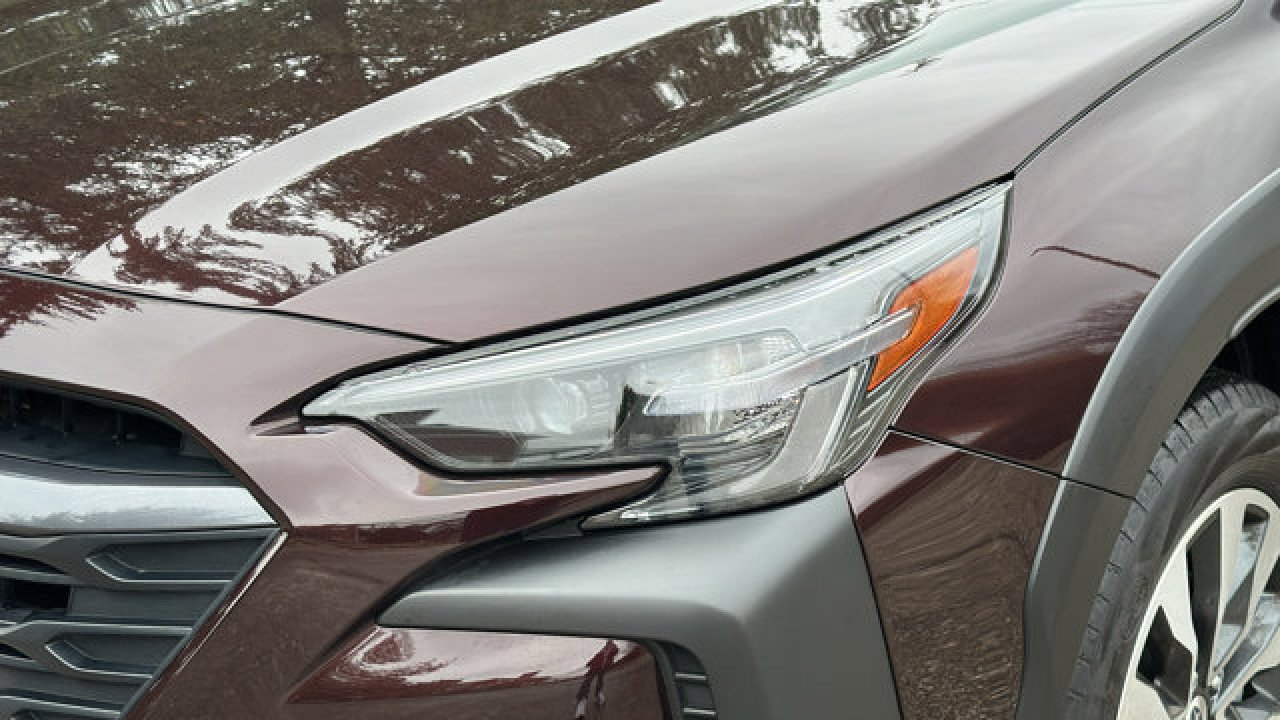 Used 2025 Subaru Outback Limited XT image 4