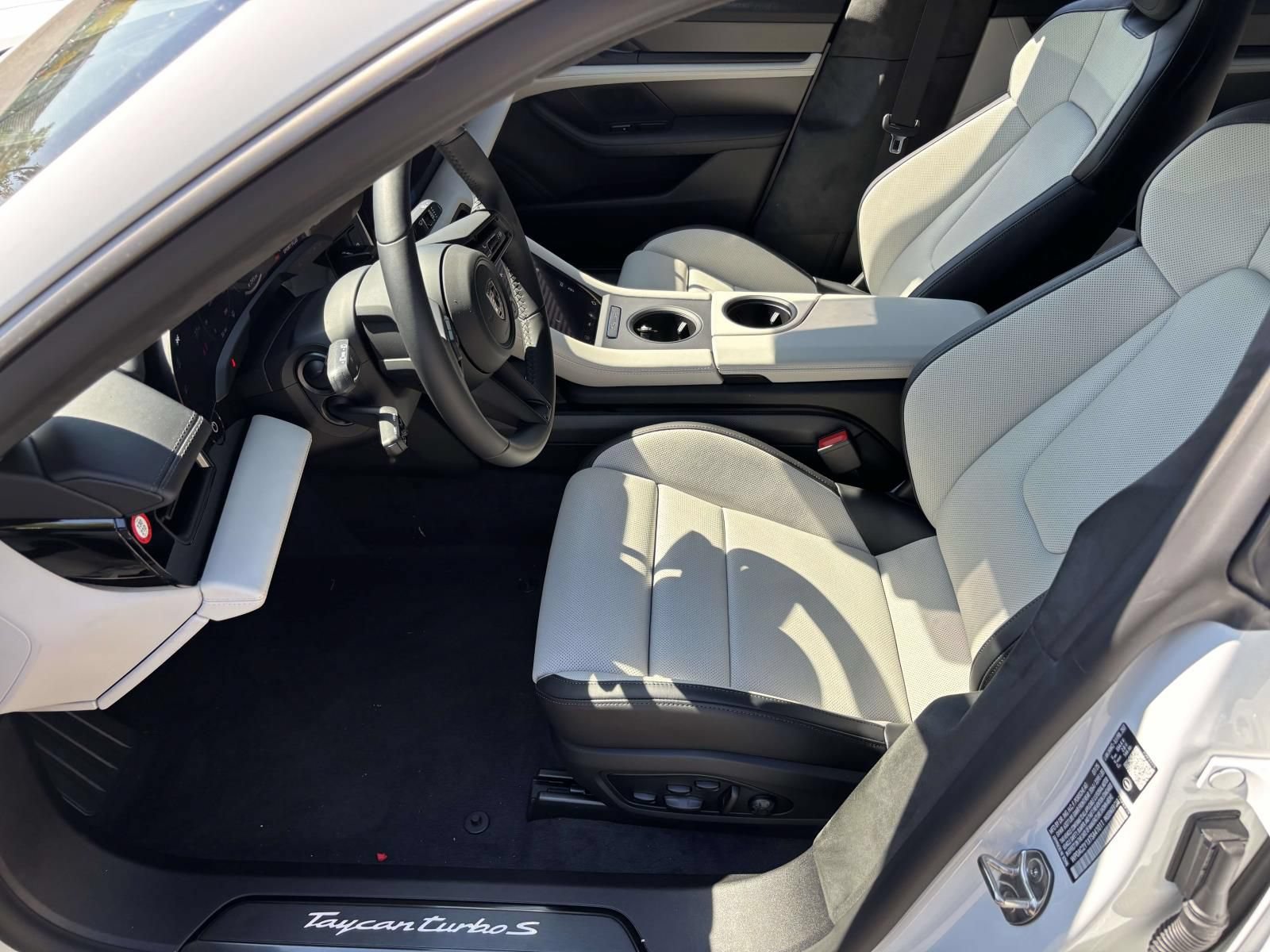New 2026 Porsche Taycan Turbo S AWD/4WD image 20