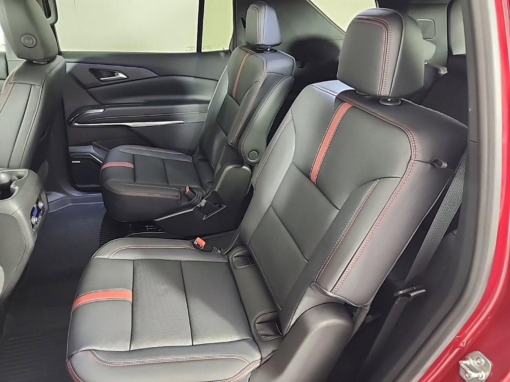 New 2026 Chevrolet Traverse RS image 26