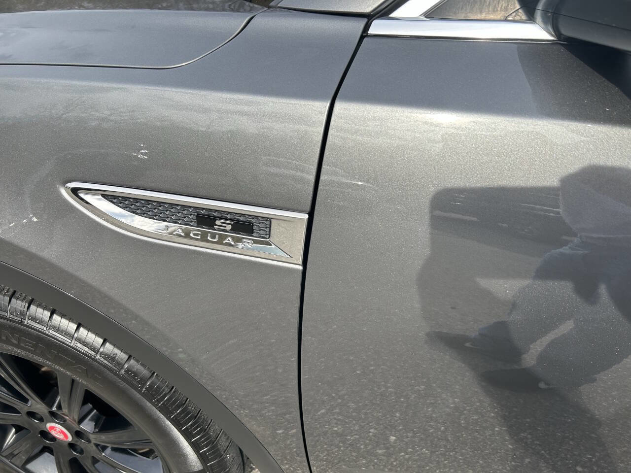 Used 2018 Jaguar E-PACE S image 16