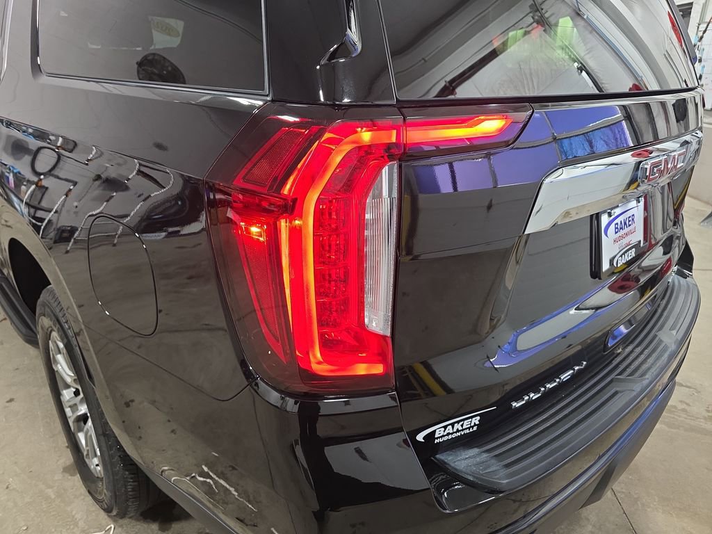 Certified 2024 GMC Yukon XL SLE w/ Gmc Pro Safety Plus Package image 37
