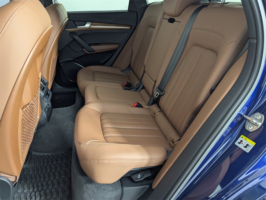 Used 2021 Audi Q5 2.0T Premium w/ Convenience Package image 32