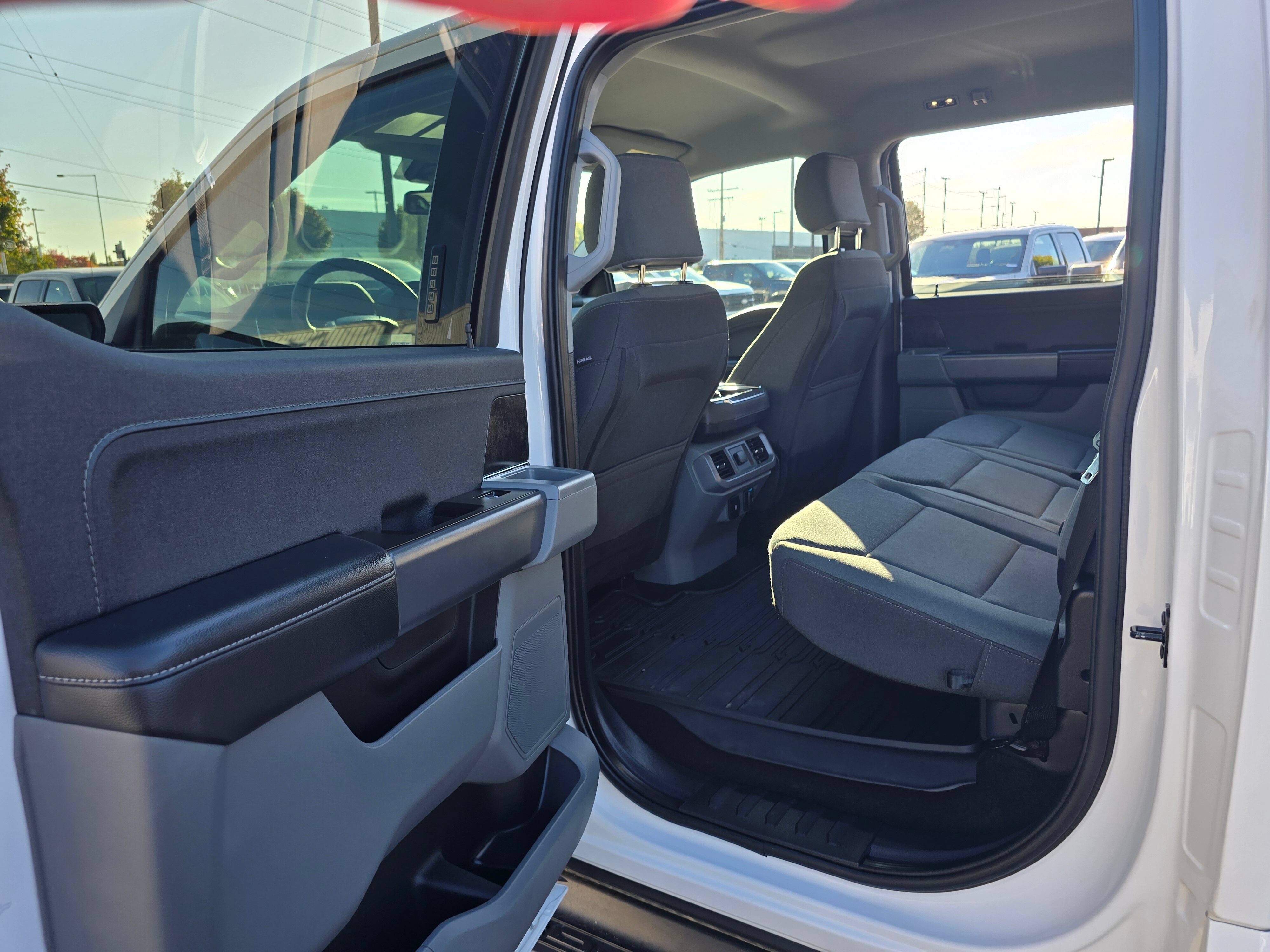 Used 2024 Ford F150 Lightning XLT w/ Max Trailer Tow Package AWD/4WD image 19