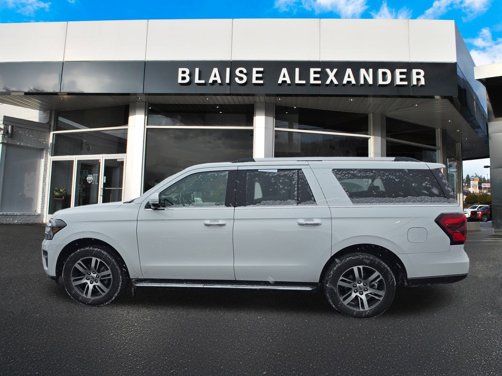 Used 2022 Ford Expedition Max Limited image 7