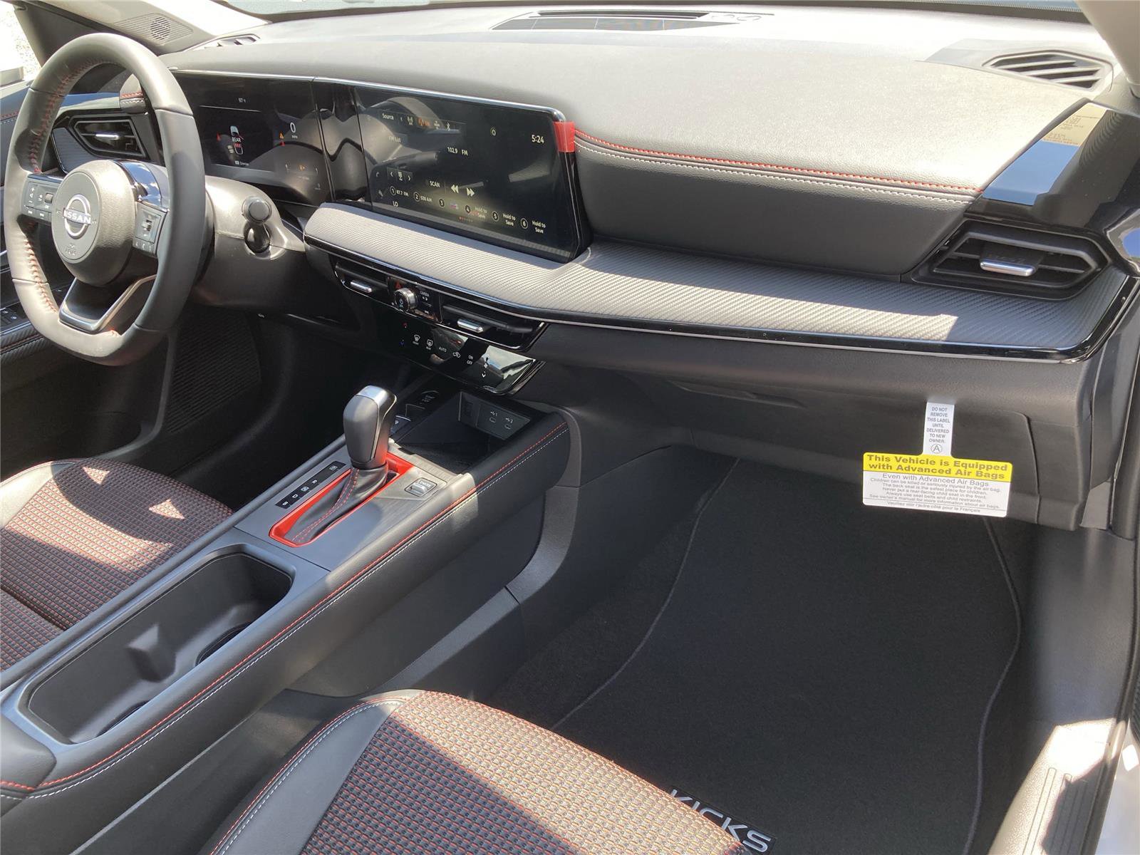 New 2025 Nissan Kicks SR image 31