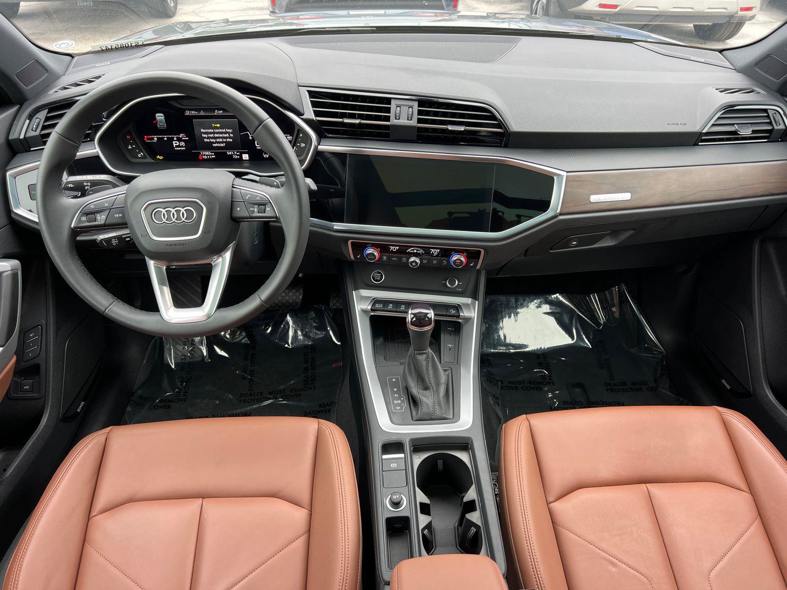 Certified 2025 Audi Q3 2.0T Premium Plus w/ Premium Plus Package AWD/4WD image 23