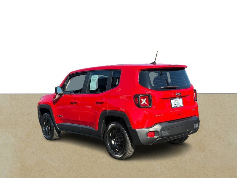 Used 2022 Jeep Renegade Sport image 4