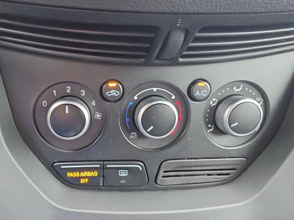 Used 2015 Ford Escape SE FWD image 15
