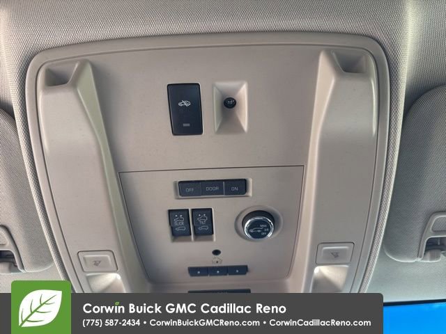 Used 2018 GMC Yukon Denali w/ Denali Ultimate Package image 17
