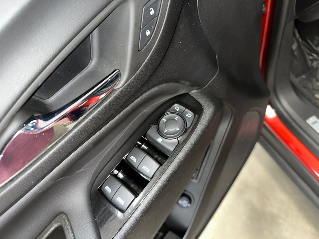 Certified 2023 Chevrolet Equinox Premier image 8