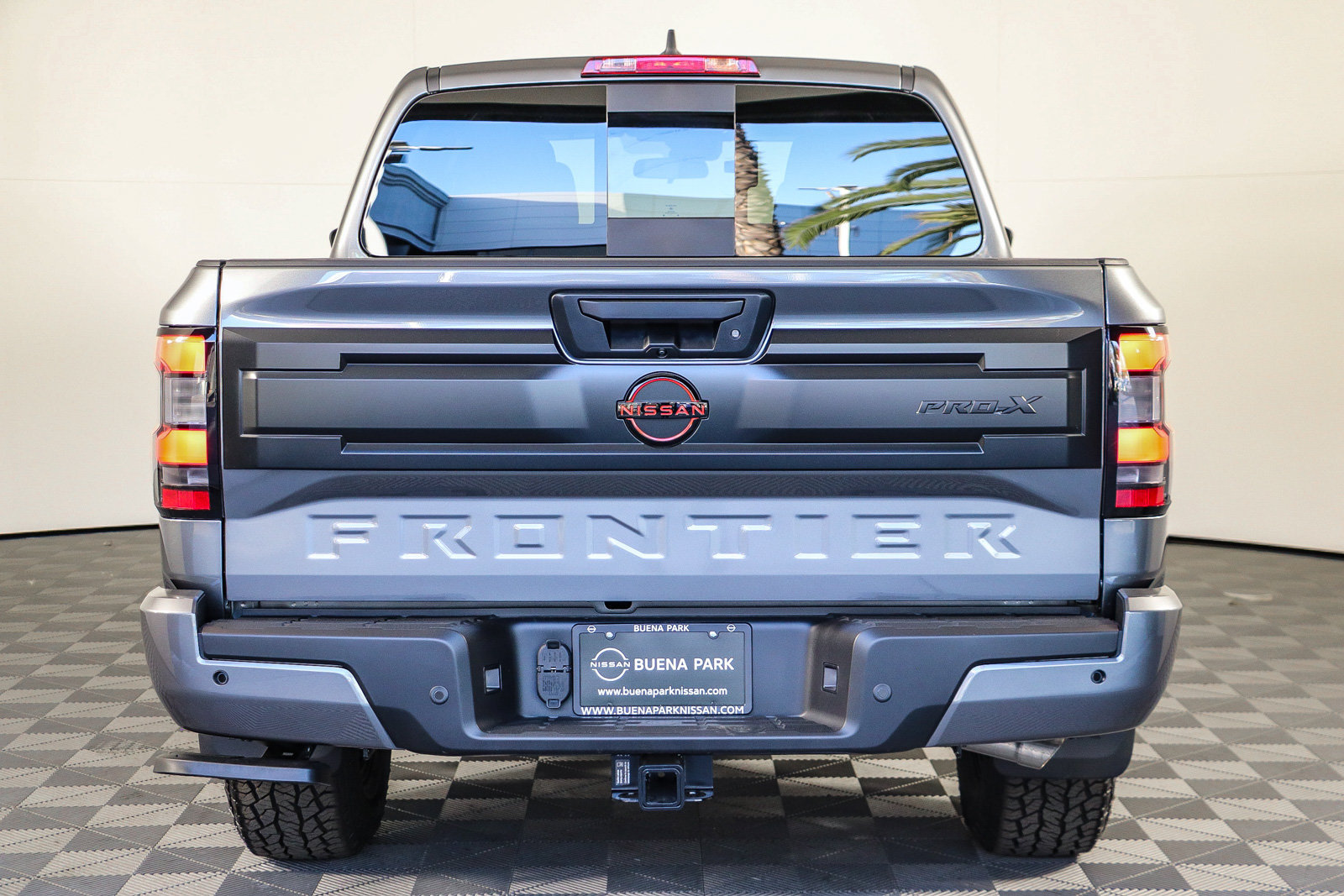 New 2027 Nissan Frontier Pro-X w/ Tow Package RWD image 7