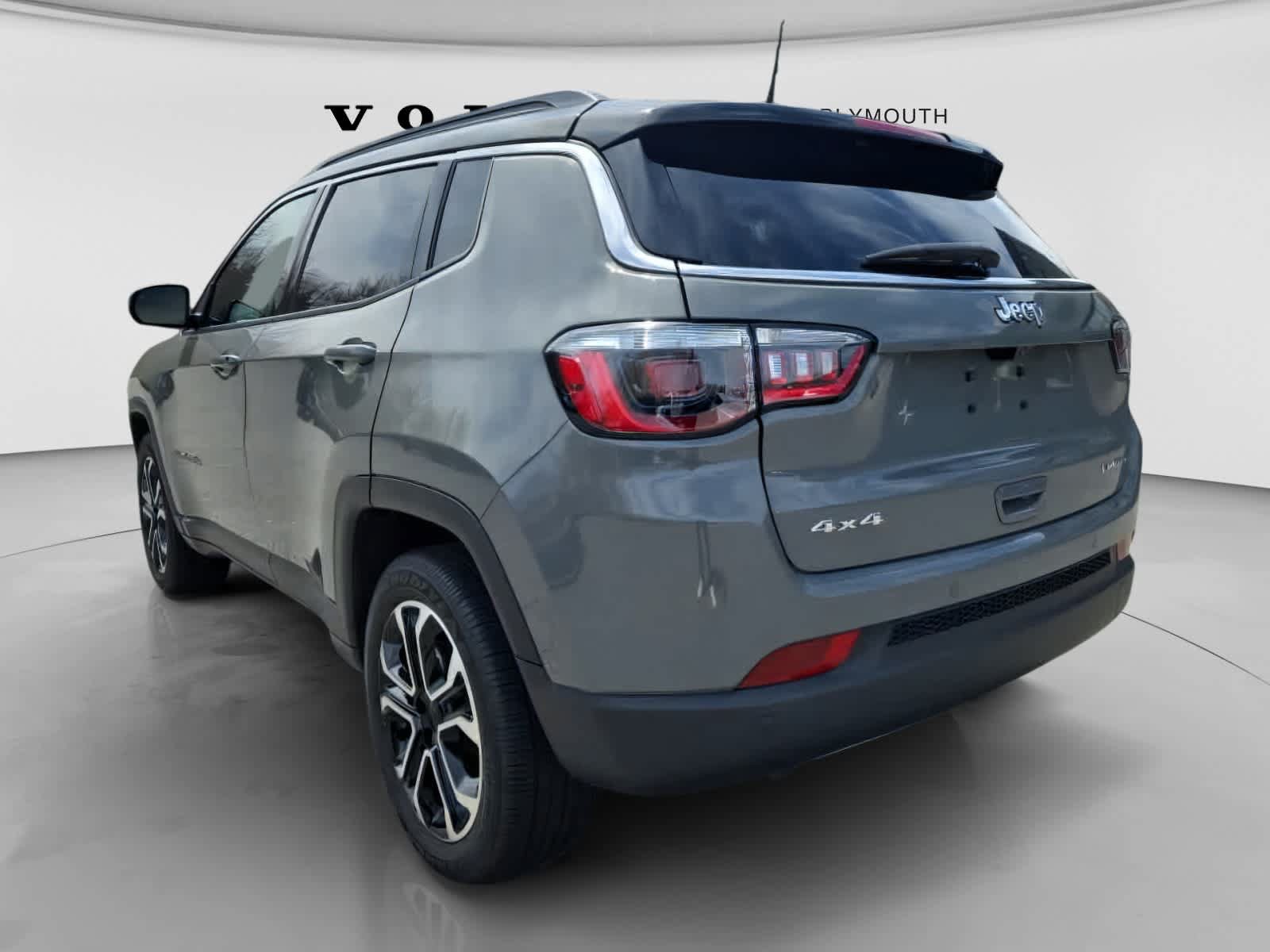 Used 2024 Jeep Compass Limited AWD/4WD image 16