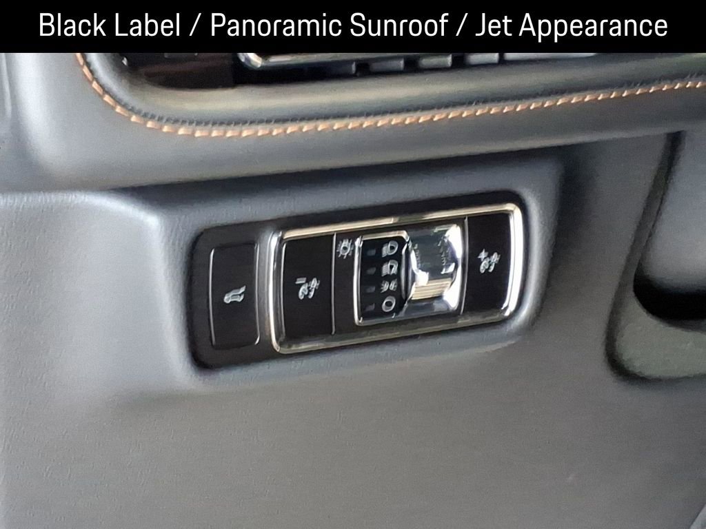 Certified 2025 Lincoln Aviator Black Label w/ Jet Appearance Package image 19