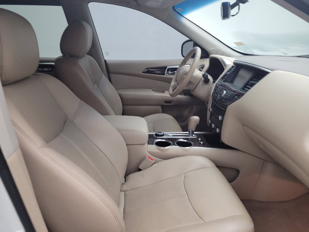 Used 2015 Nissan Pathfinder Platinum w/ Cargo Package AWD/4WD image 21