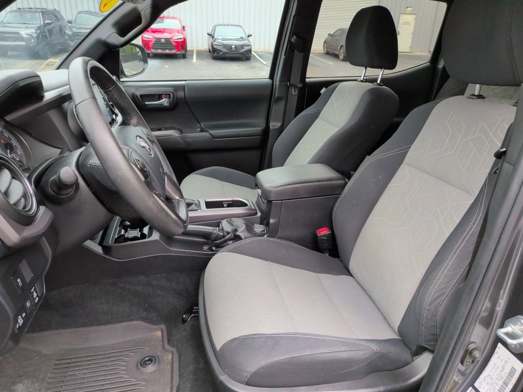 Used 2023 Toyota Tacoma TRD Sport AWD/4WD image 15