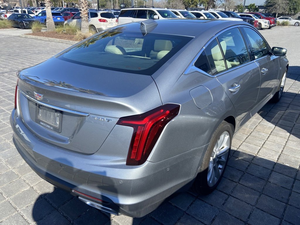 Used 2025 Cadillac CT5 Premium Luxury image 4
