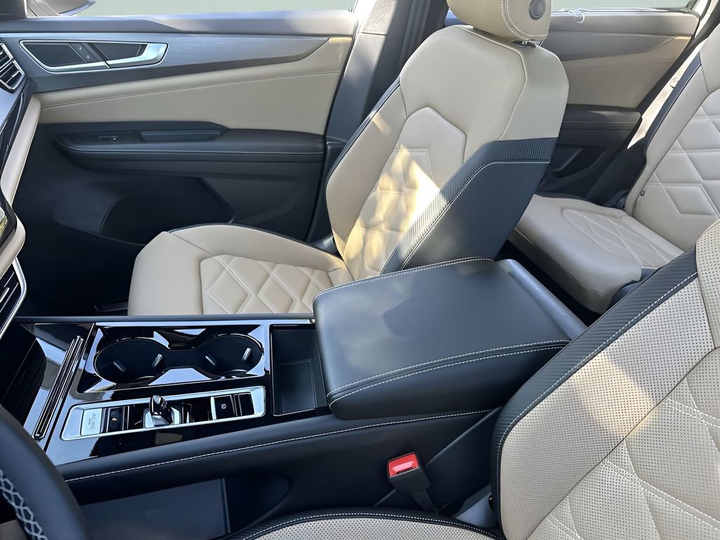 New 2026 Volkswagen Atlas Cross Sport SE image 21