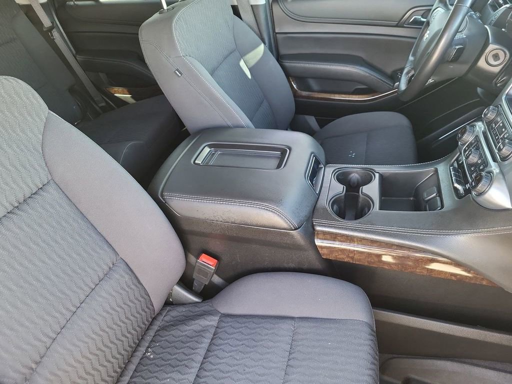 Used 2020 Chevrolet Tahoe LS w/ Enhanced Driver Alert Package image 33