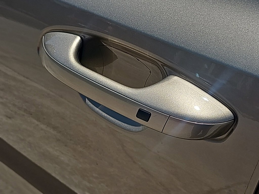 Used 2021 Kia Sorento S image 8