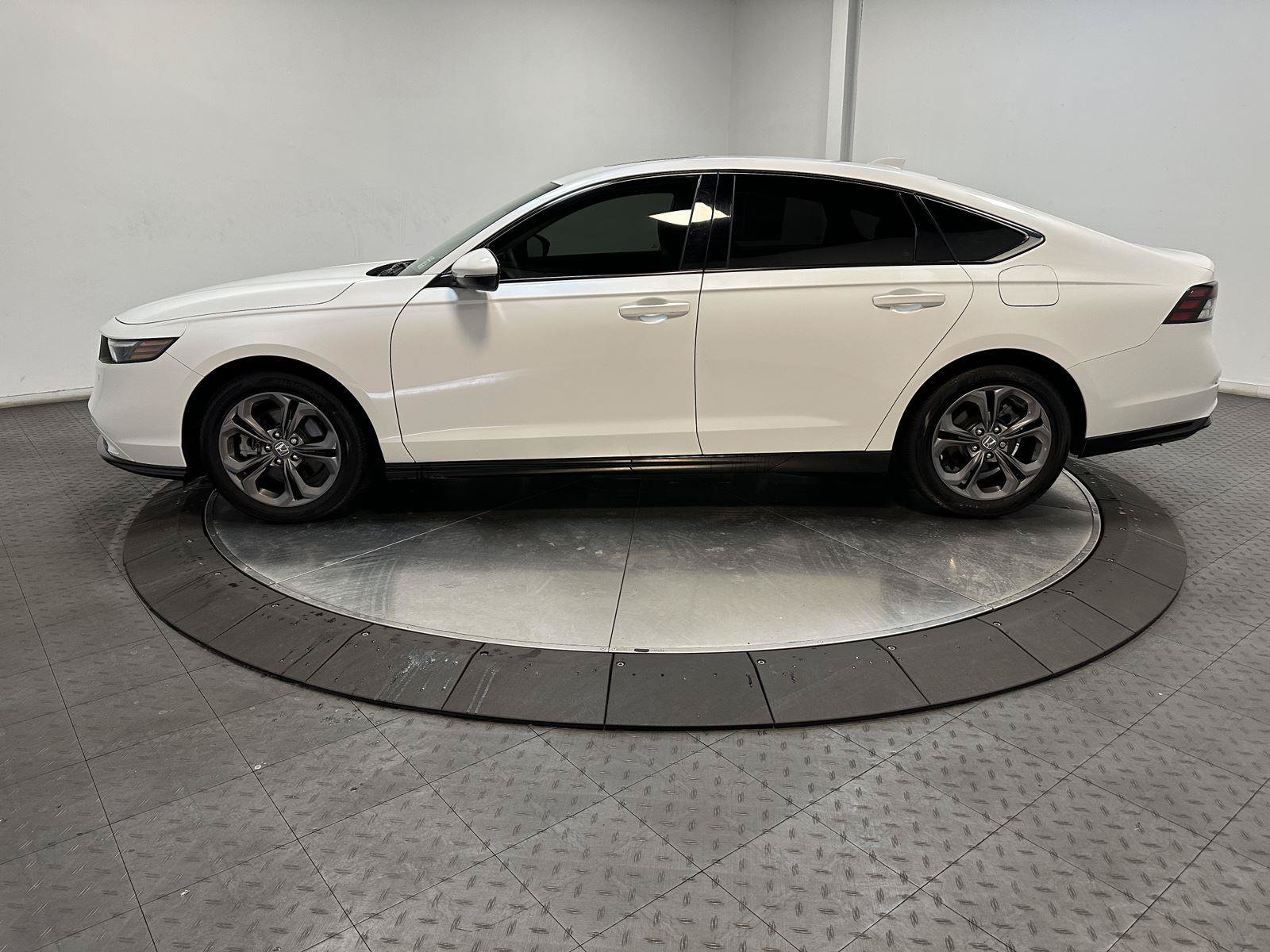 Used 2024 Honda Accord EX-L image 8