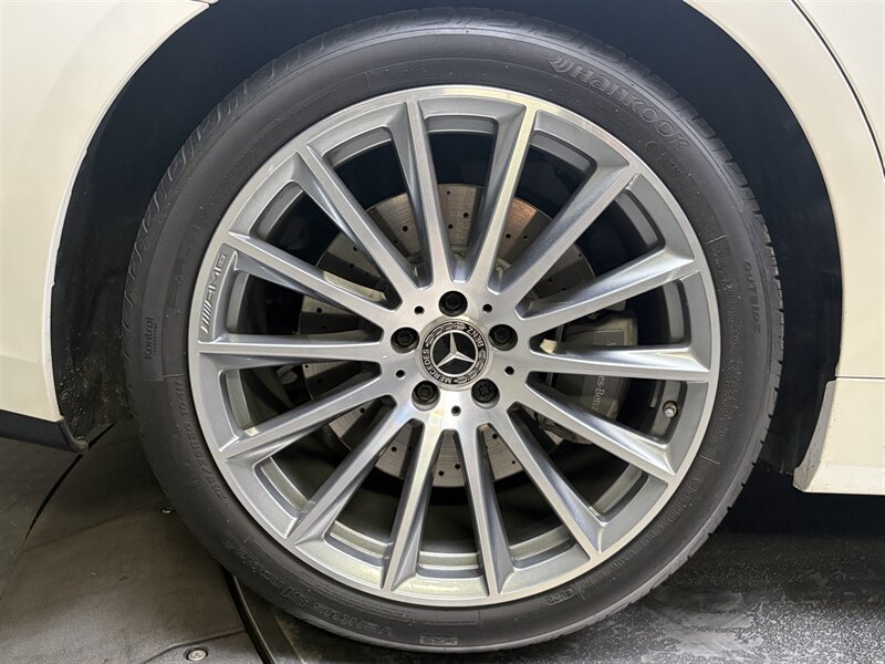 Used 2023 Mercedes-Benz S 500 4MATIC image 14