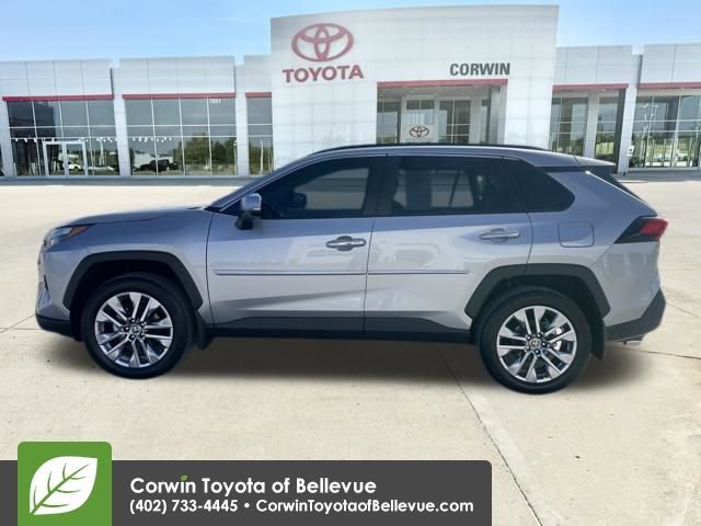 Used 2025 Toyota RAV4 Limited w/ Advanced Technology Package image 2