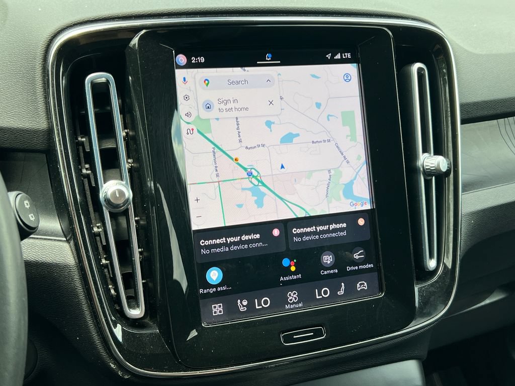 Used 2023 Volvo XC40 Recharge Ultimate AWD/4WD image 29