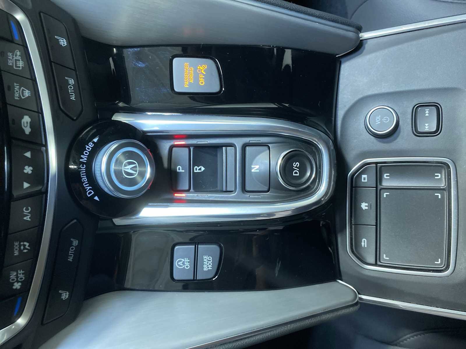 Used 2023 Acura TLX FWD image 17